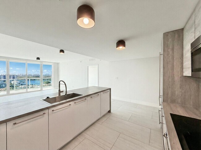 Photo - 400 Sunny Isles Blvd Unit 1421