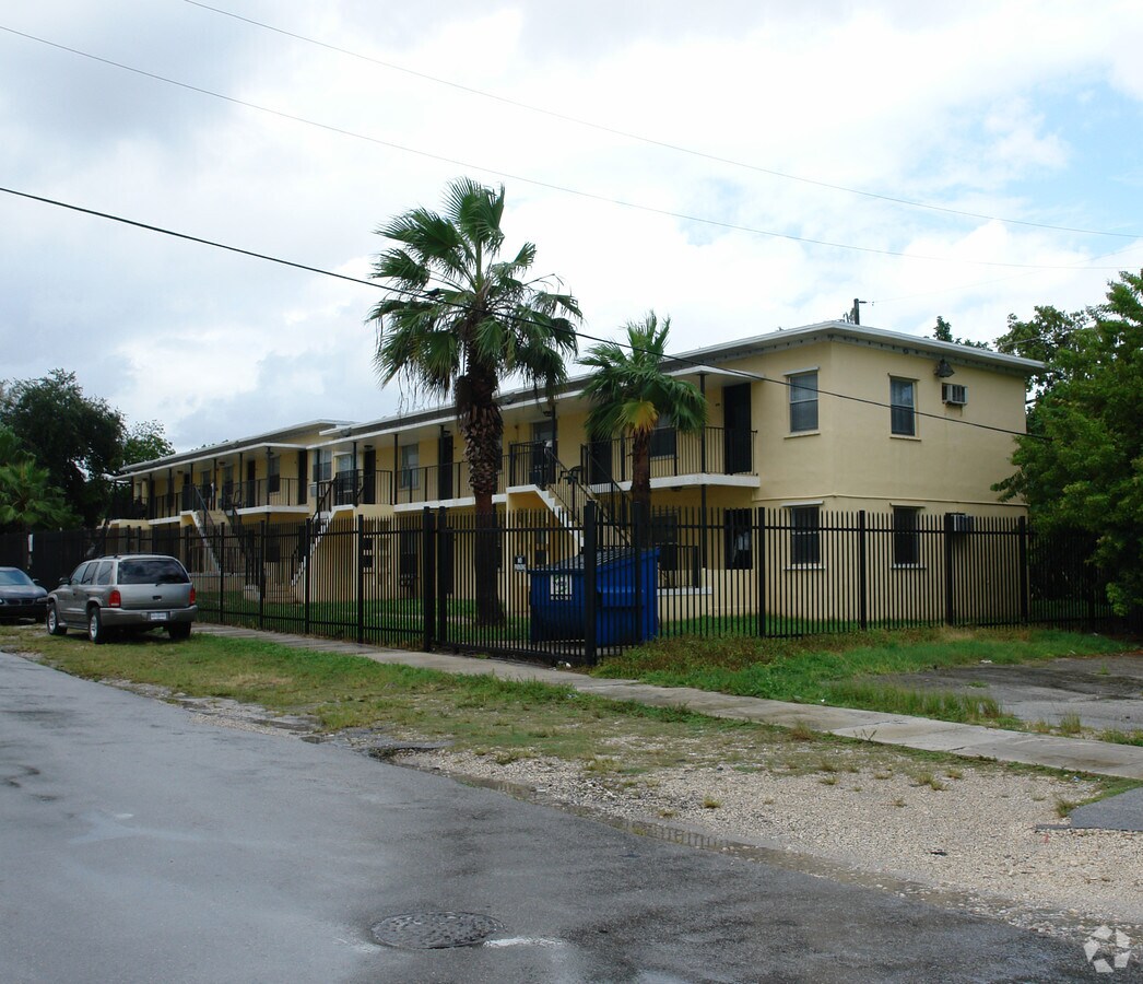 Photo - Knight Center Apartments
