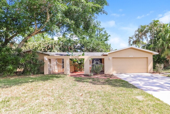 Building Photo - 2859 60th Ave S