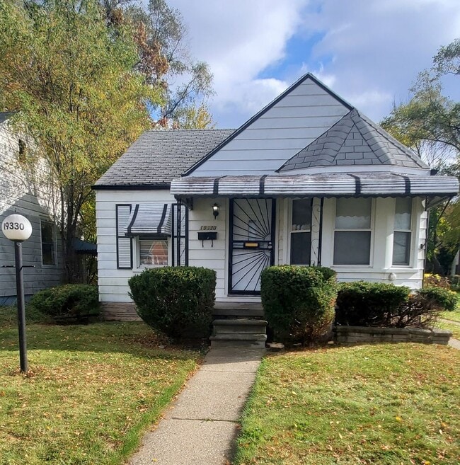 Building Photo - 3 bedroom $1200 Rental