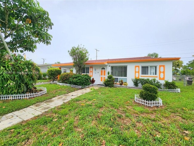 Photo - 1564 NW 31st Way Casa