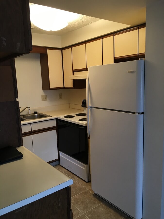 Photo - 170 Portage S St Unidad 160 S Portage St