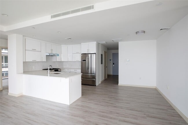 Photo - 14- 50 110th St Unit 08