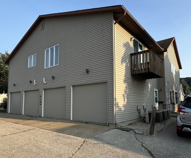 Garage #2 - 287 Orrin St