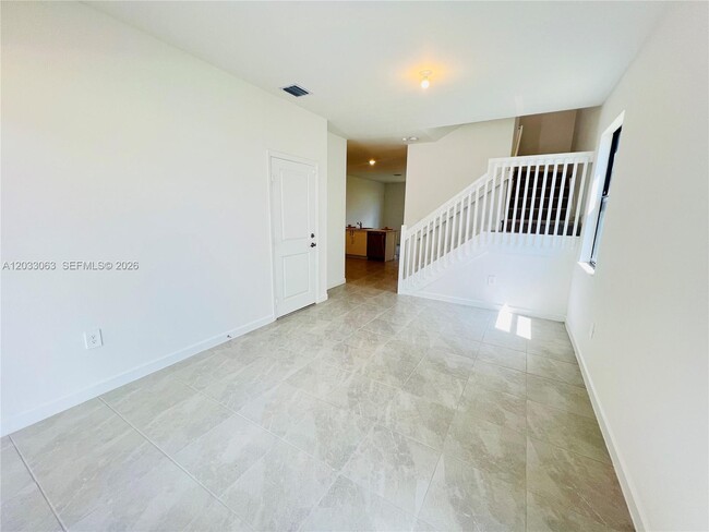 Photo - 11925 SW 247 St