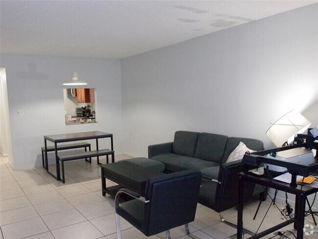 Building Photo - 7400 NW 85th Ct Rental