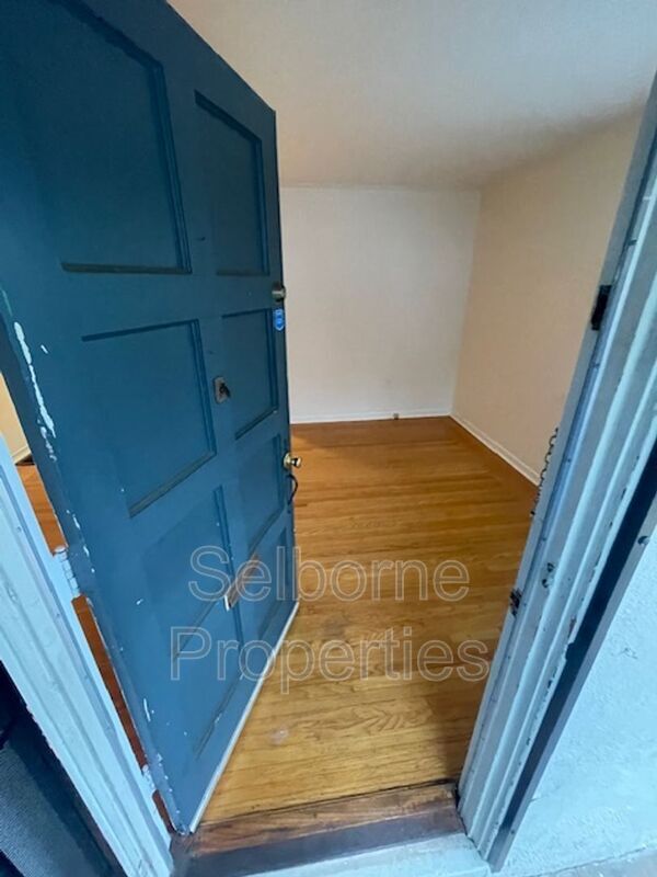 Photo - 624 Valle Vista Ave