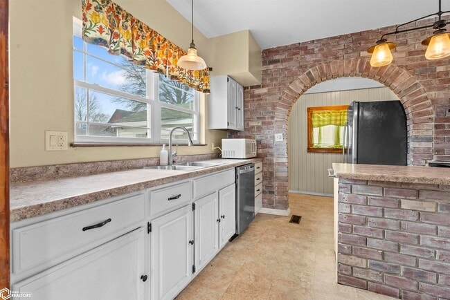 Photo - 1303 Smith St