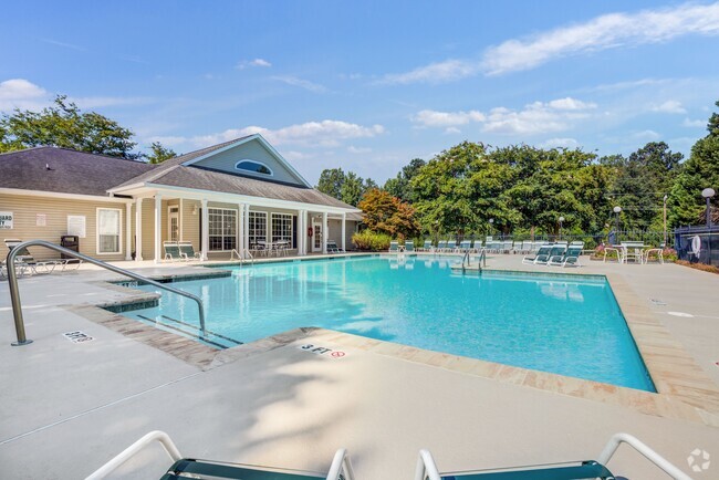 Building Photo - Huntington Place Rental