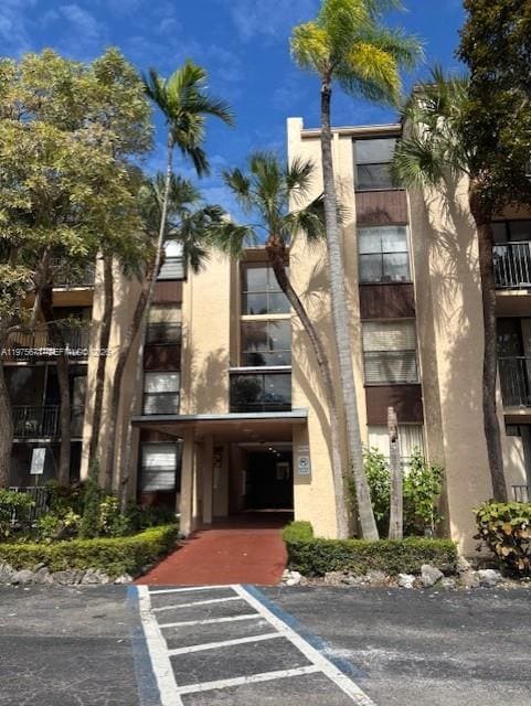 Building Photo - 14211 N Kendall Dr Unit 109E