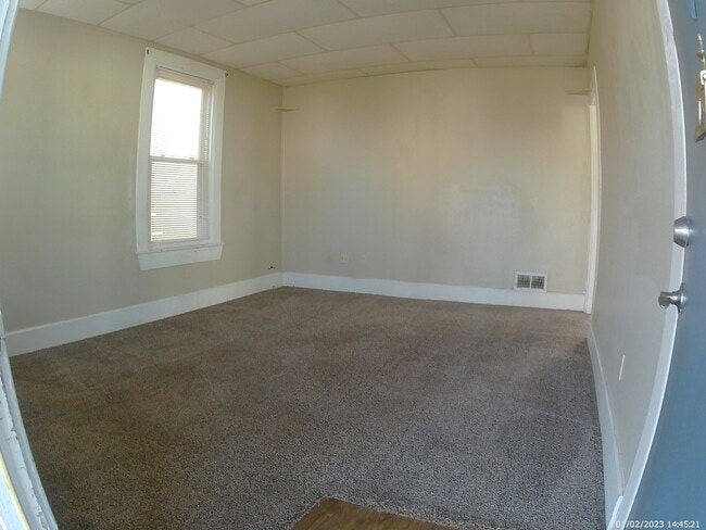 Sala de estar - 2005 McLean St