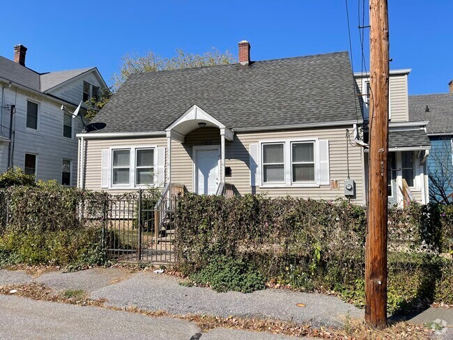 Building Photo - 194 Washington Ave Rental