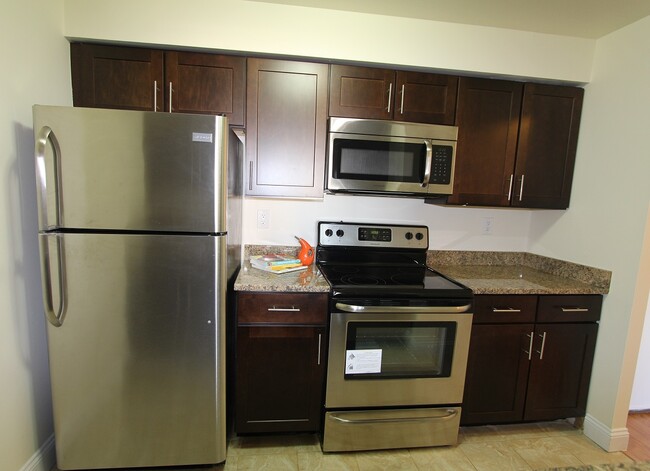 Photo - 624 Columbus Ave