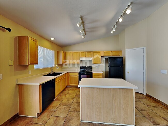 Photo - 9117 W Hazelwood St