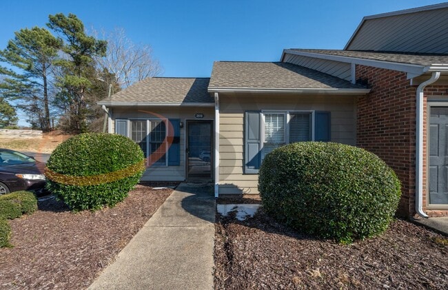 Photo - *OFFERING ONE MONTH FREE PROMOTION* 1 Bed / 1 Bath End Unit Townhome In North Durham