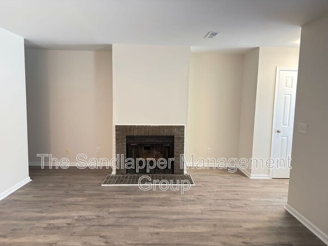 Photo - 186 Dorchester Manor Blvd Unit A