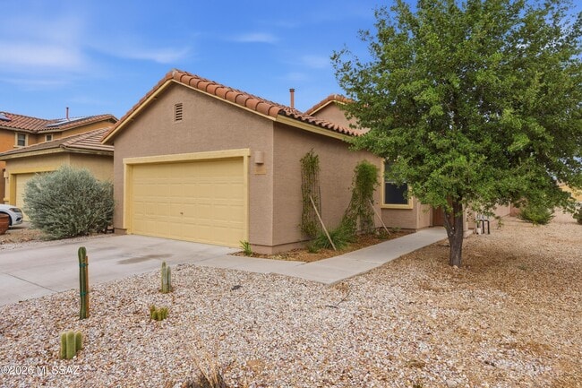 Photo - 584 N Highlands Grove Ln