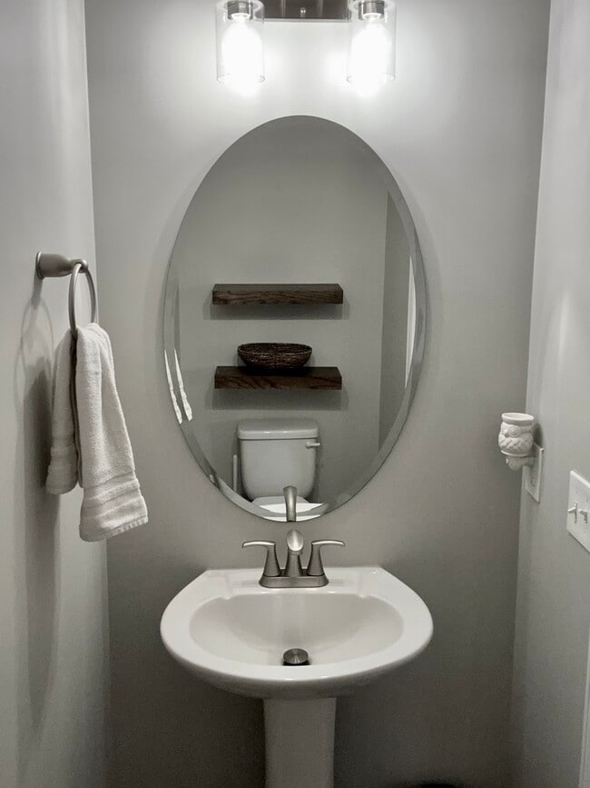 Photo - 9583 Yarbrough Rd