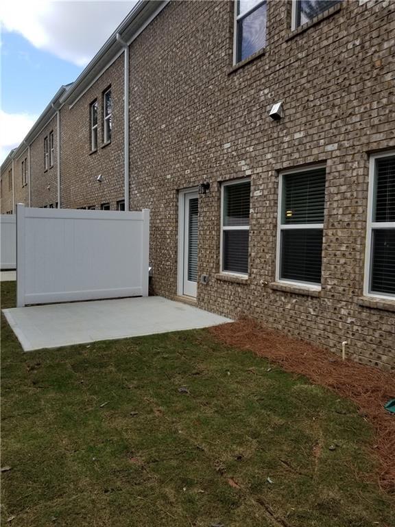 259 Green Bridge Ct SE