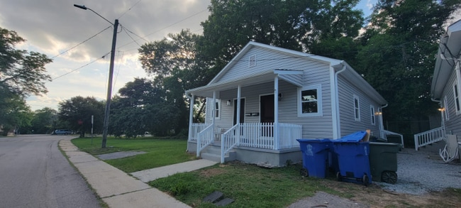 Photo - 2509 Youman St