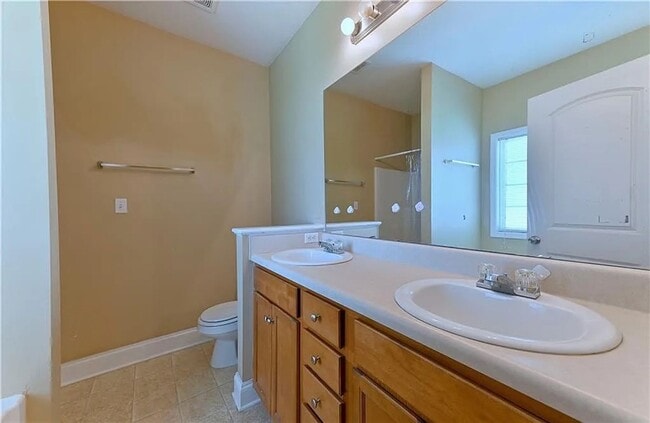Photo - 5 Bedroom 3.5 Bathroom House in Douglasvil...