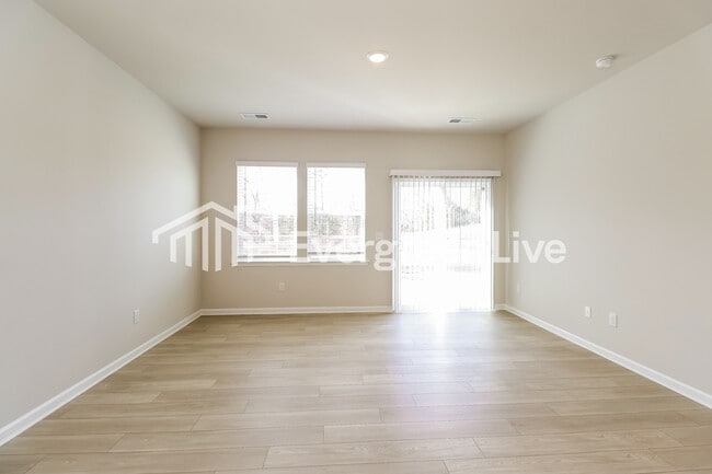 Photo - 1626 Swallow Tail Dr