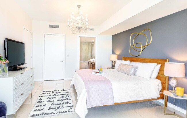 Photo - 485 Brickell Ave Unit SI ID1240498P