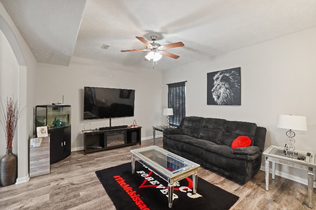 Photo - 1728 Sunray Dr