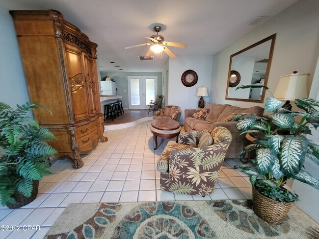 Photo - 5818 Hilltop Ave