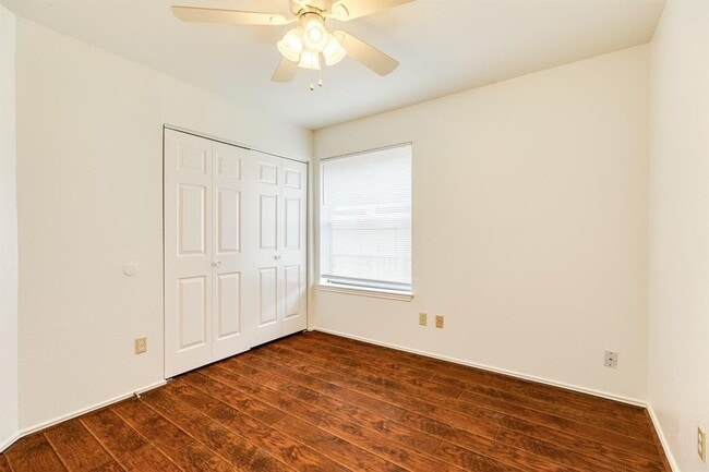 Photo - 10506 Green Valley Ln