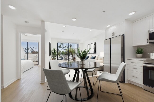 Photo - The Harper on Beverly