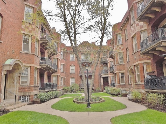 Building Photo - 5319 S Harper Ave Unit 1 Rental