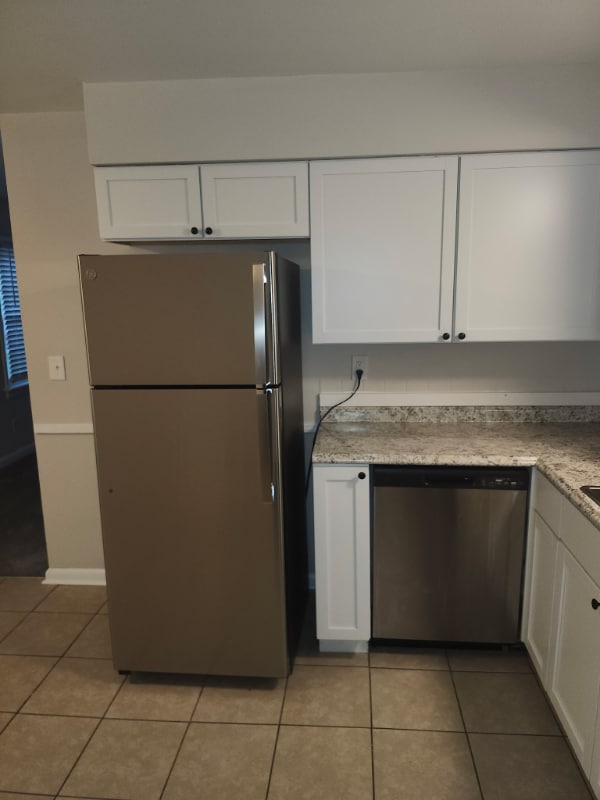 Photo - 25 Laurel Ave Unit 2