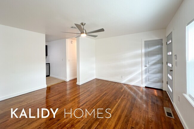 Photo - 909 SW 48th St