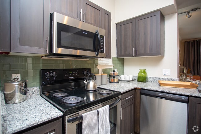 A4 Connect - Modelo - 1HAB x 1BA - 807 ft² - Watervue Apartment Homes