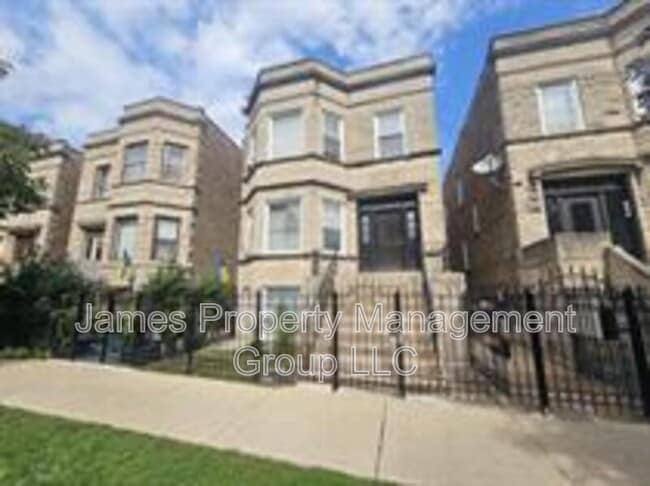 Building Photo - 2524 W Cortez St Unit BR
