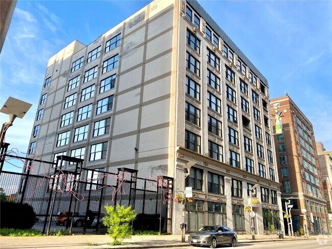 Building Photo - 1601 Washington Ave Unit 302 Rental