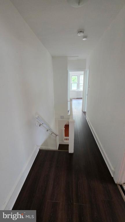 921 Revere Ave