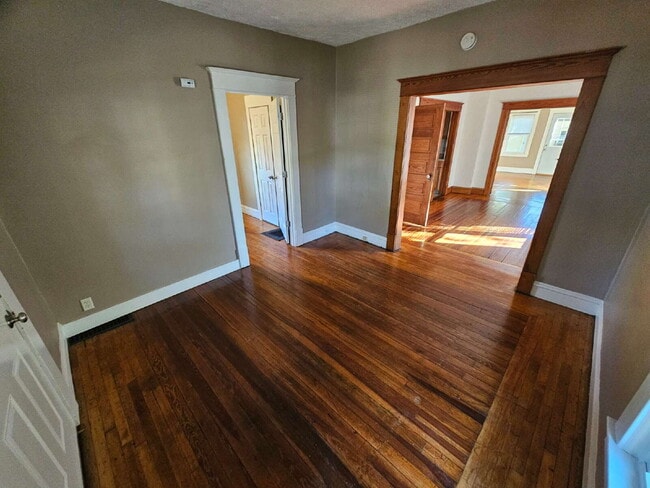 Photo - Cute and Cozy Main Level 2 Bedroom 1.5 Bath Unidad 1