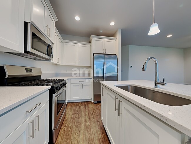 Photo - 1013 NE 11th Way