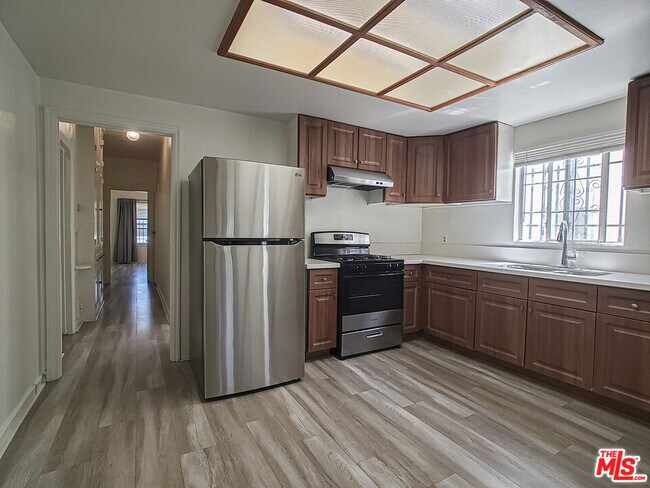 336 S Wilton Pl Unidad 338