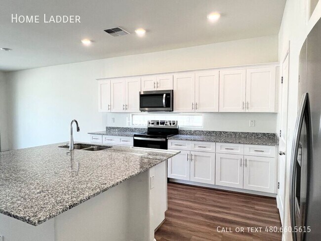 Photo - 1652 W Aztec Dr