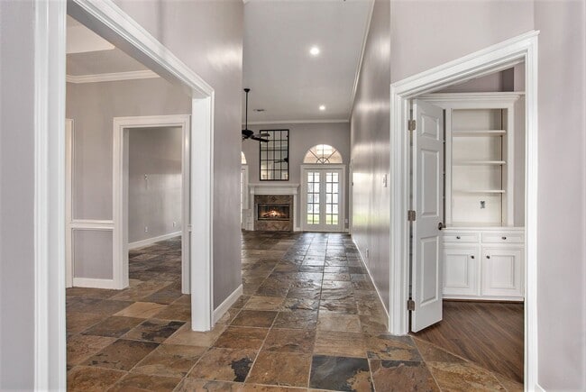 Photo - 6622 Prairie Dunes Dr