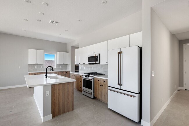 Photo - 1338 Rockwood Dr