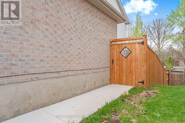 Photo - 33 Milson Crescent