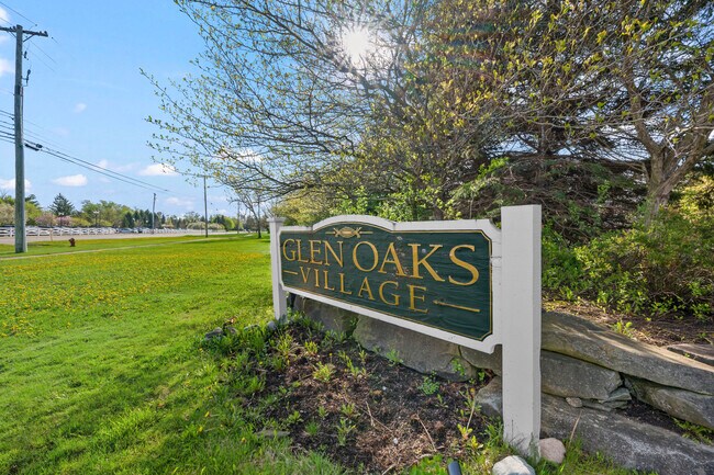 Photo - 29374 Glen Oaks Blvd W