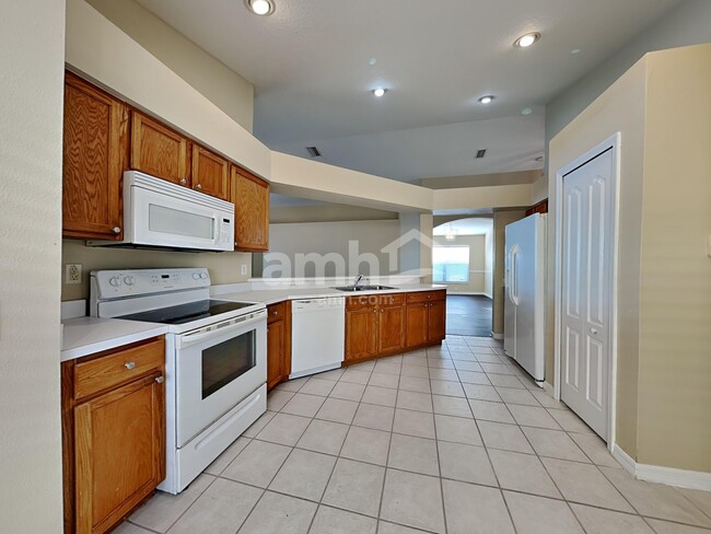 Photo - 12723 Lake Vista Dr