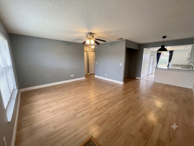 Photo - 72 Las Brisas Way