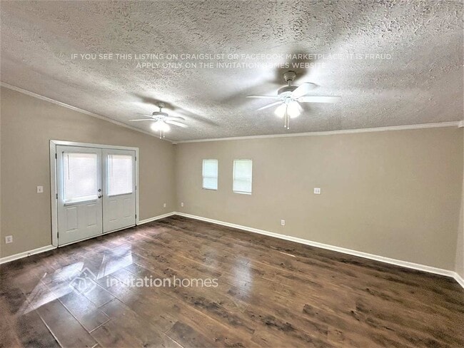 Photo - 1830 Abercorn Way