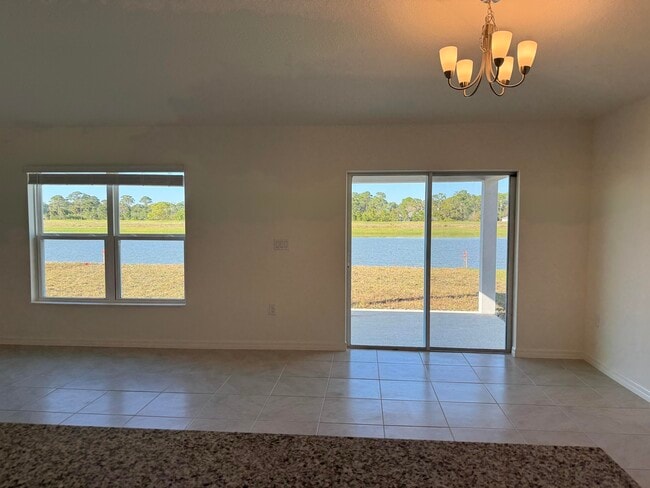 Photo - 3453 Barringer Dr SE